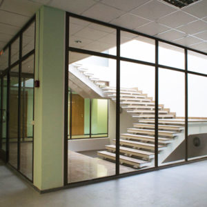 Прозрачная противопожарная перегородка / серия FRM5581